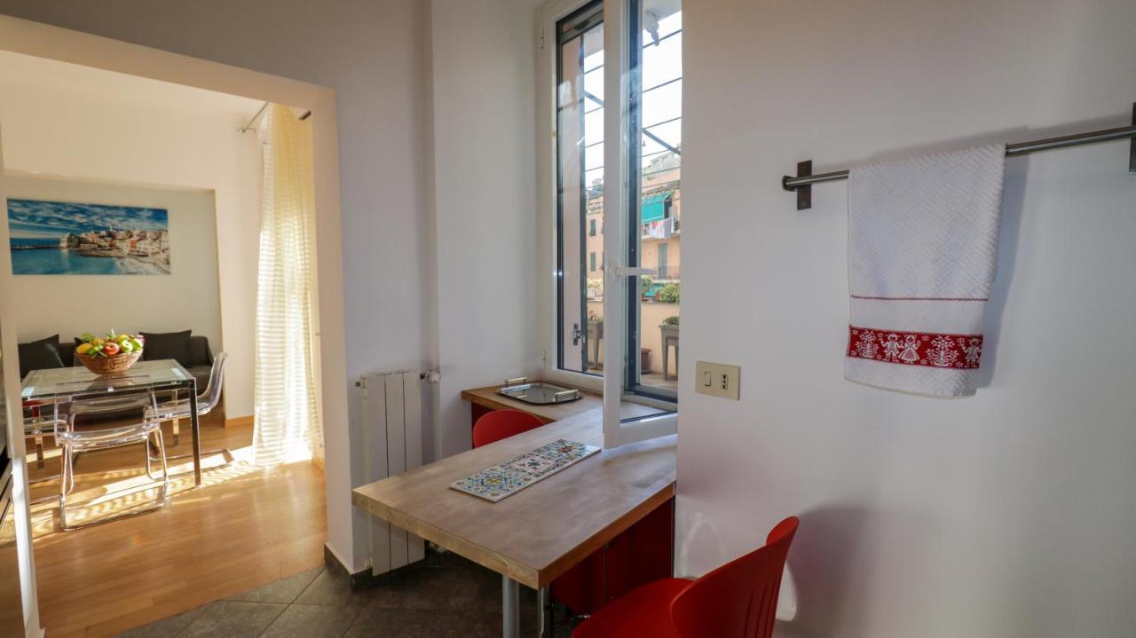 Sole, Terrazza, Centro Citta E Wi-Fi Veloce! Apartment Genoa Exterior photo
